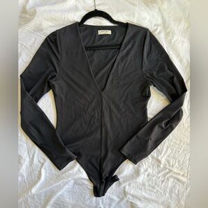 Aritzia Babaton Black Long Sleeve Bodysuit